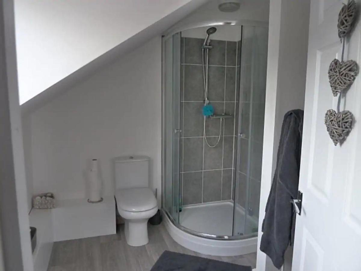 Top Floor Flat With Sea View แฮร์นเบย์ ภายนอก รูปภาพ