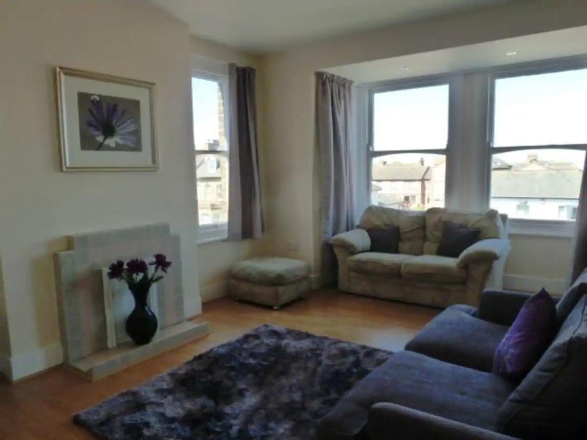 Top Floor Flat With Sea View แฮร์นเบย์ ภายนอก รูปภาพ